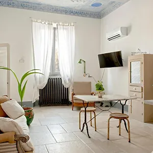 Piece En Rose Apartment Livorno