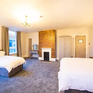 Churchill's Hotel Wombwell