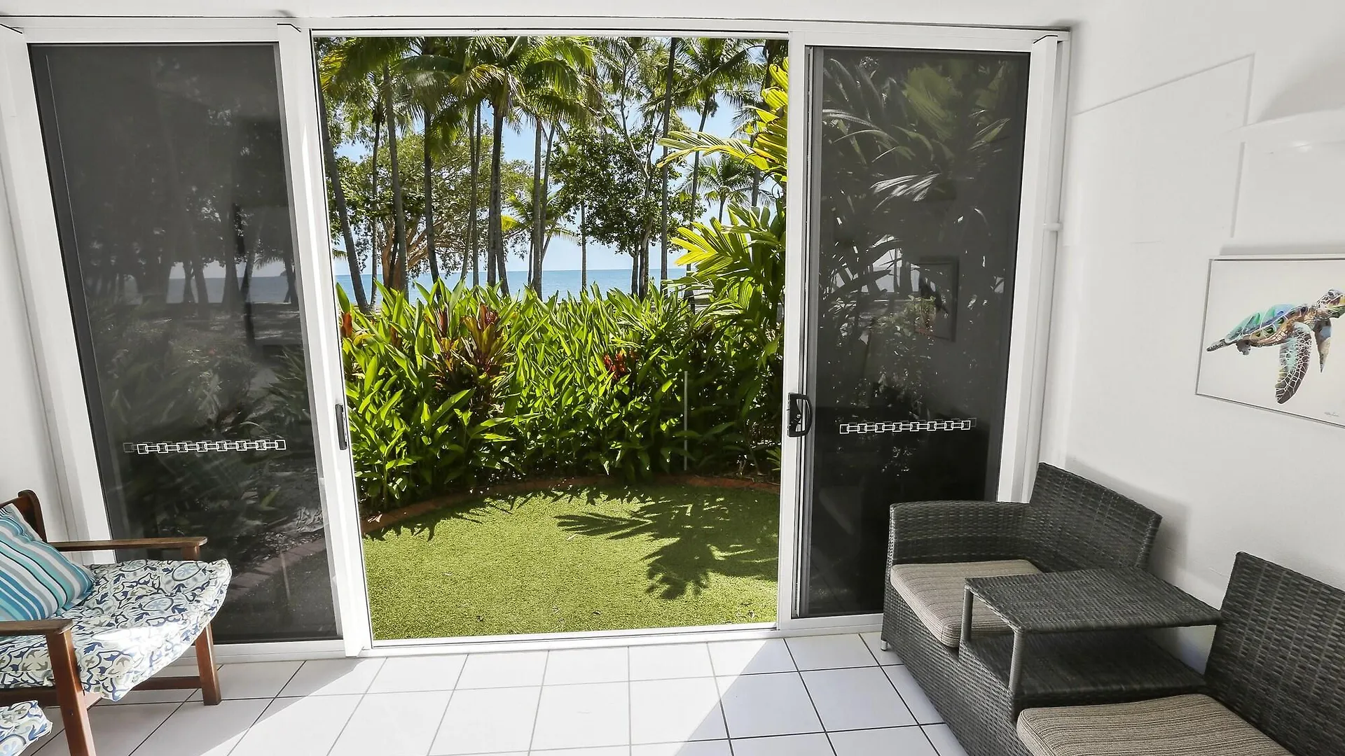 Agincourt Beachfront Apartments Clifton Beach Australien