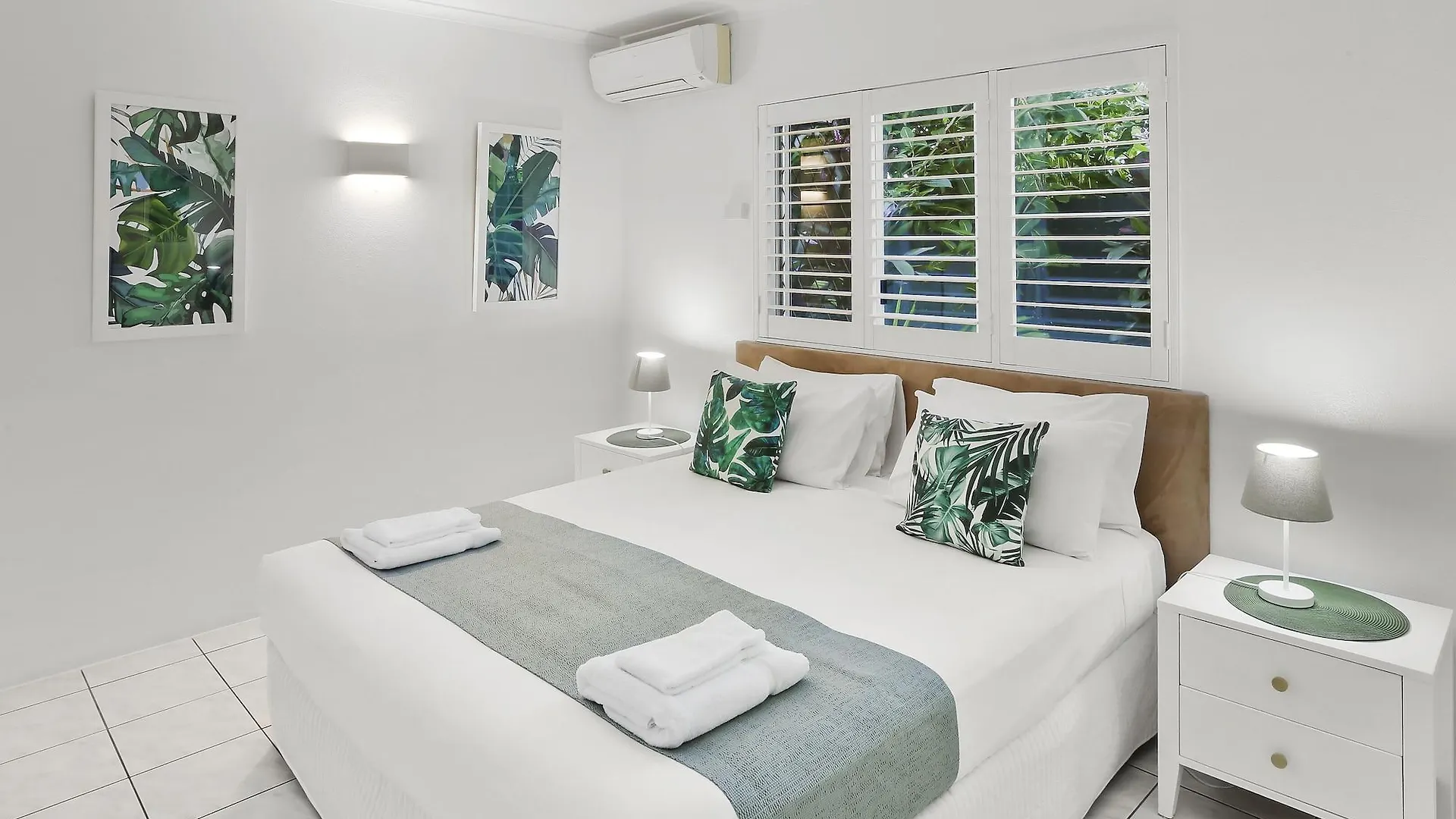 Agincourt Beachfront Apartments Clifton Beach Lejlighedshotel